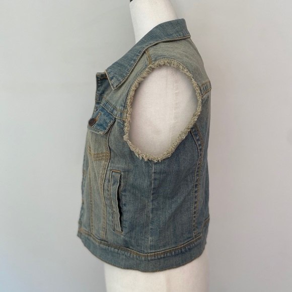 American Rag Cropped Jean Jacket Women’s Medium - Picture 3 of 8